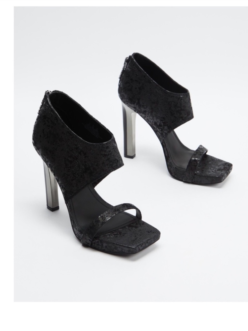 DKNY Dava Ankle Strap Cuff Women’s Black Leather Heel Sandals Sz 7 NEW